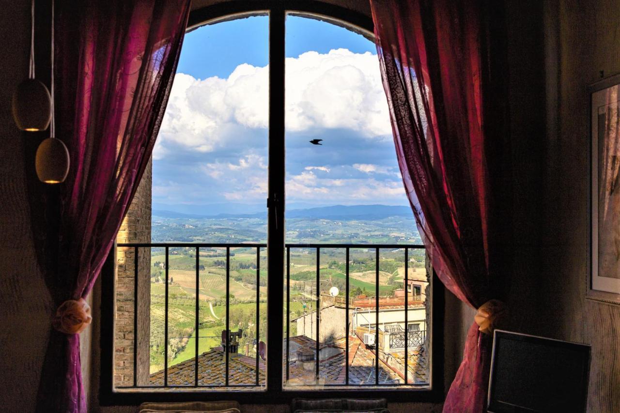 Torre Salvucci Maggiore Medieval Tower Experience San Gimignano Exterior foto